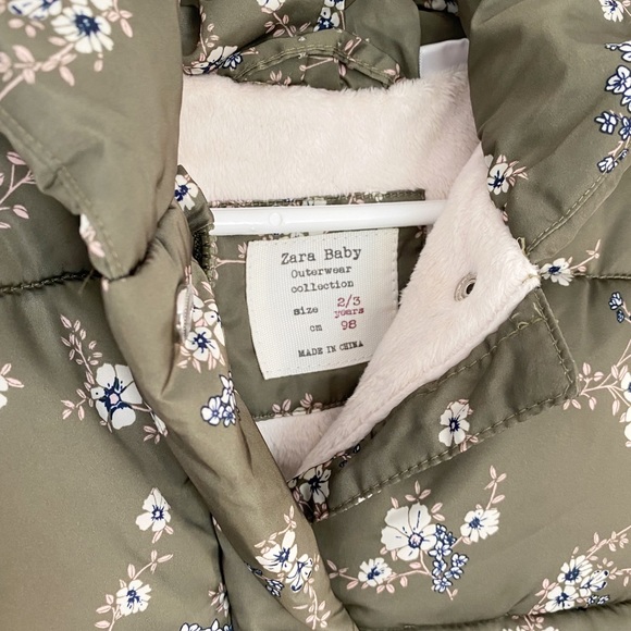 Zara Baby Green Floral Puffer - Picture 5 of 10
